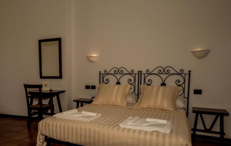 Budget Triple Room image 1