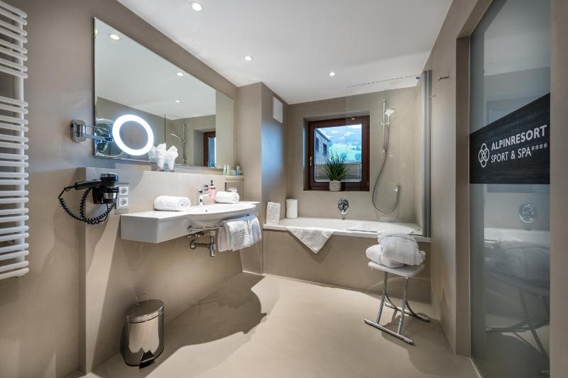 Junior Suite image 4