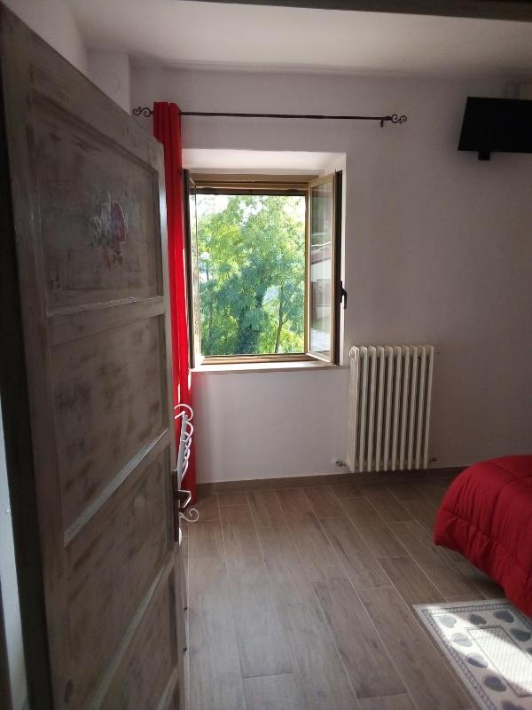 Double Room with Garden View image 3