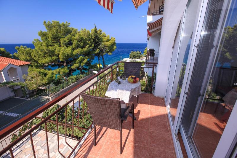Studio with Sea View image 1