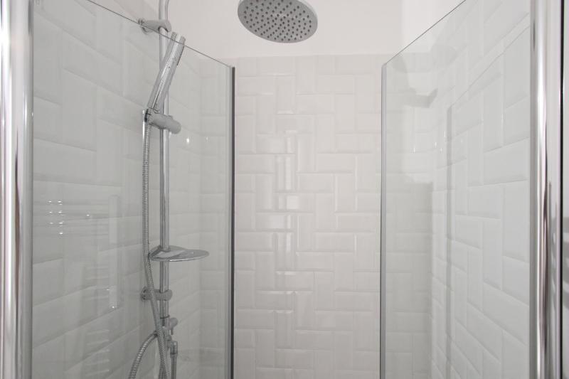 Studio Apartment image 2