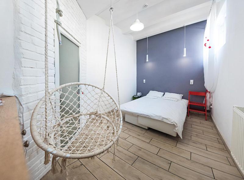 Double Room with Shared Bathroom image 1