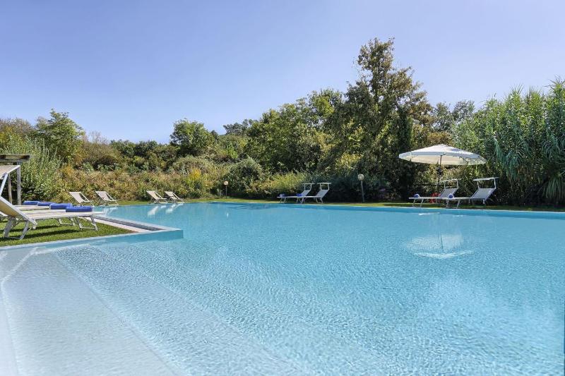 Villa Clara 20 by Salogi Villas - image 2