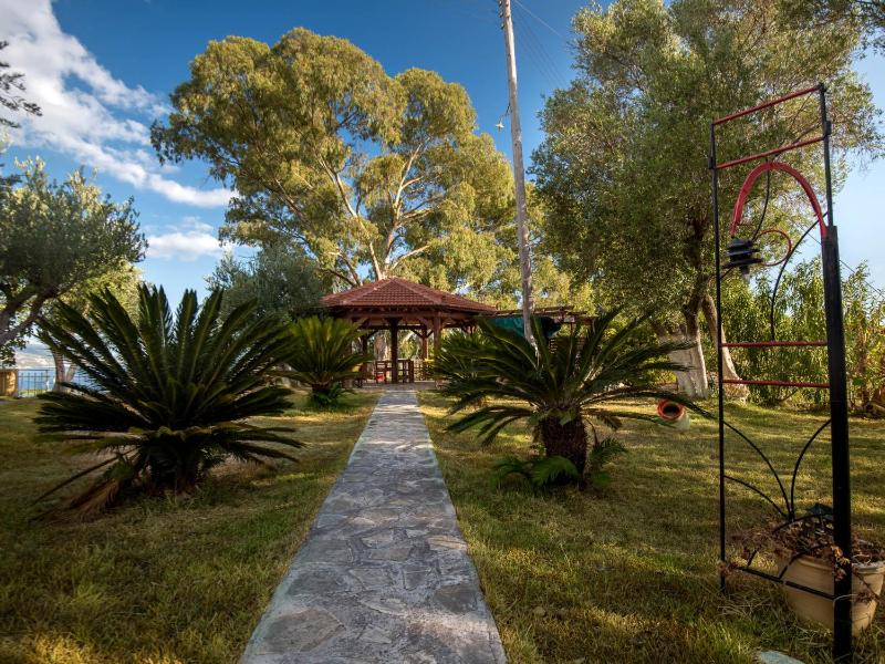 Zoumpouli Village Images