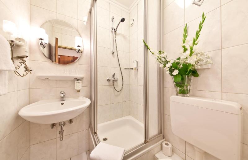 Hotel Primus Frankfurt Sachsenhausen - image 3