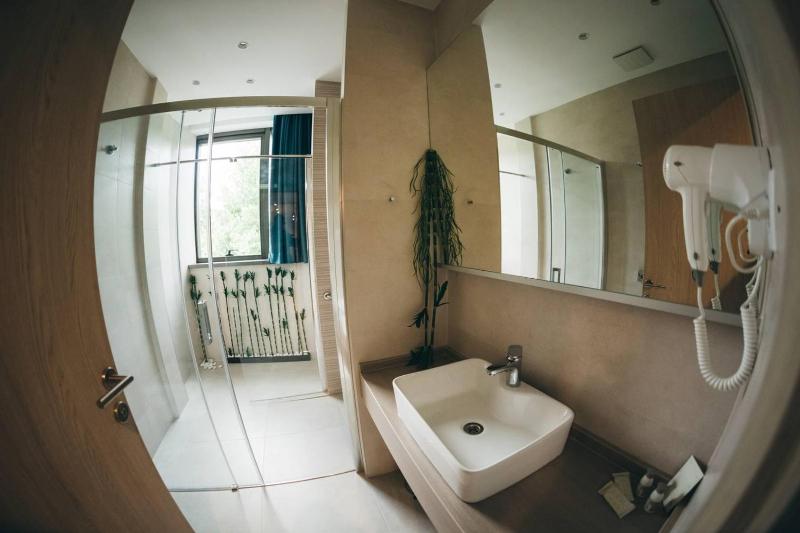 Luxury Triple Room image 2