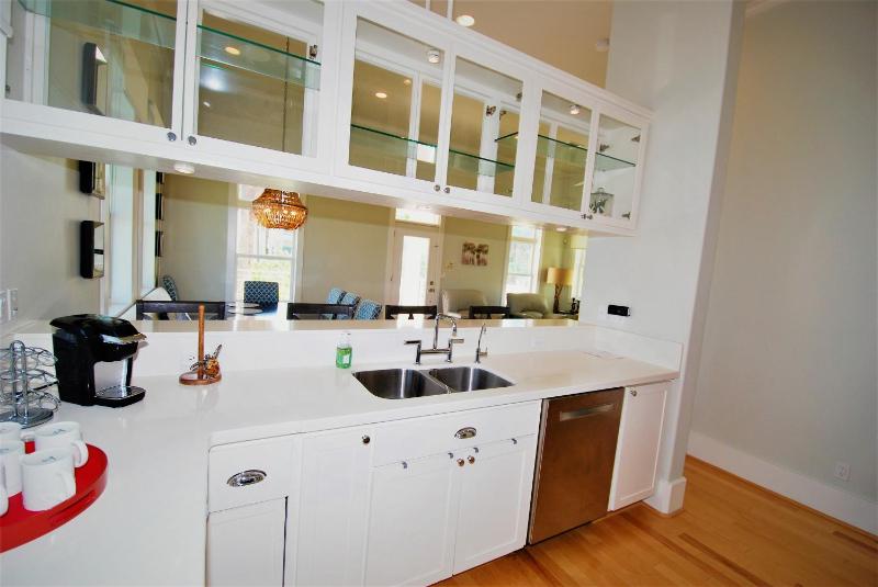 Sea Hawk - Private Beach House With Pool & Hot Tub Home - image 22