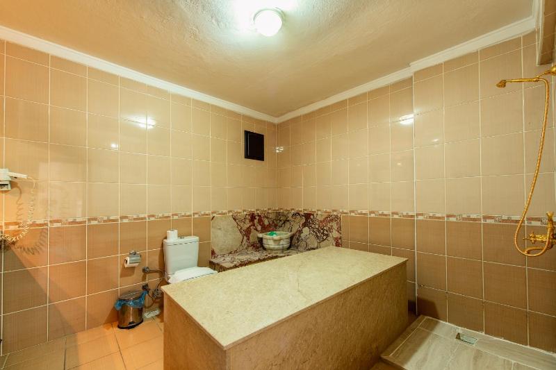 Deluxe Room image 4