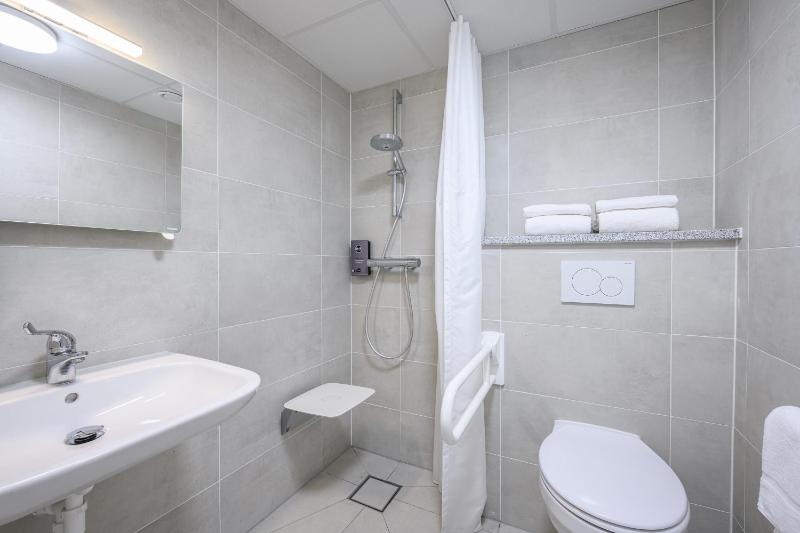 Double Room - Disability Access image 2