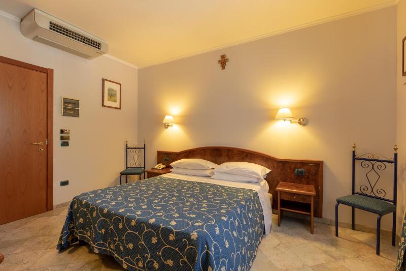 Hotel Villa Elda - image 49