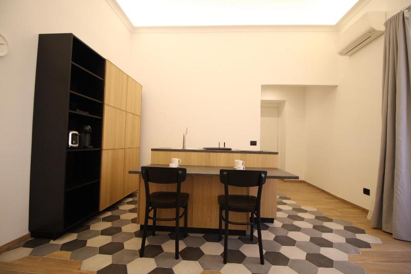 Suite 44 - image 11