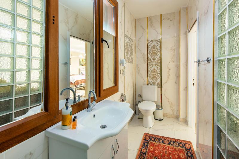 King Suite image 1