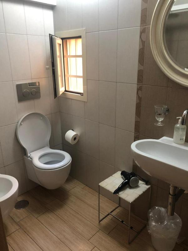 Double or Twin Room image 4