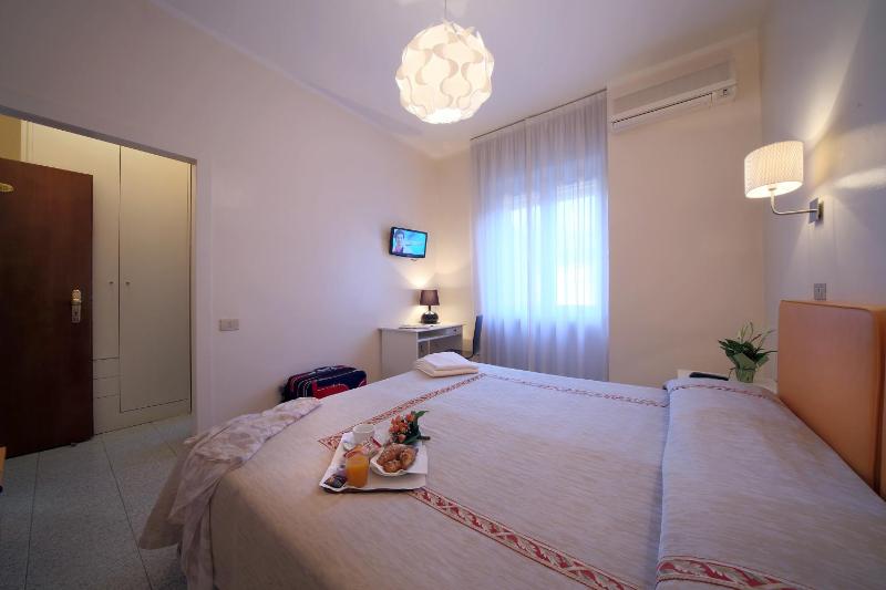 Double or Twin Room image 1