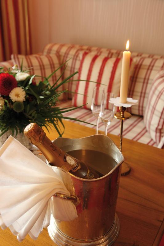 Suite image 2