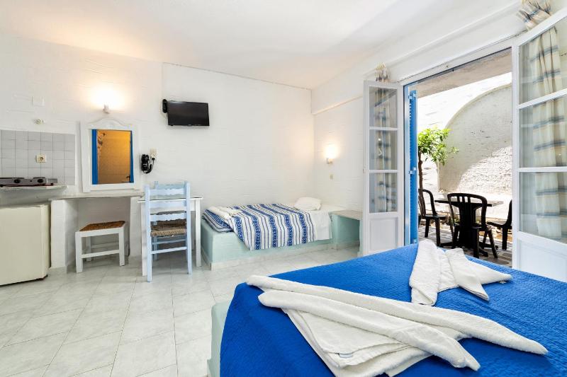 Stratos Apartments & Studios - image 7