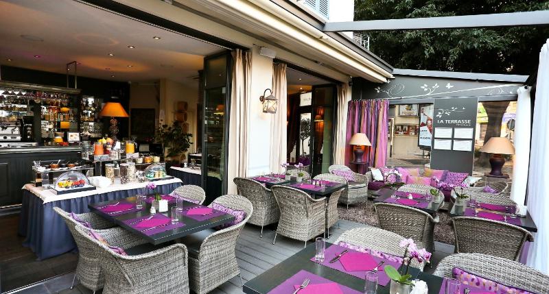 La Place Boutique Hotel - image 25