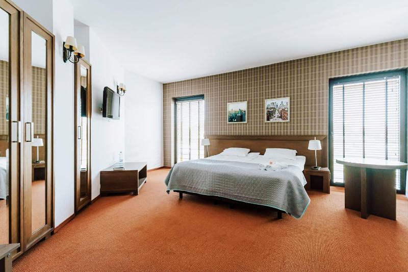 Superior Double Room image 3