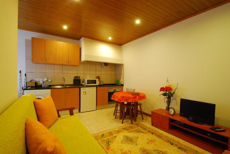 One-Bedroom Suite image 3