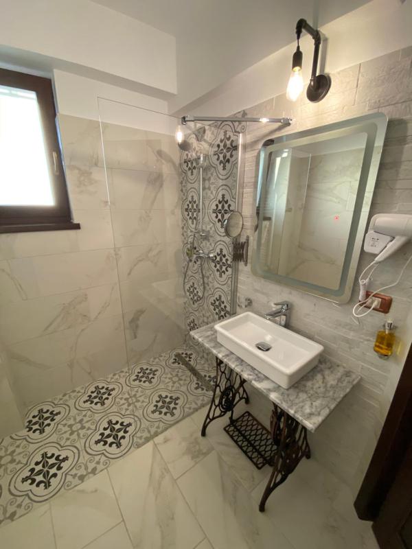 Apartment with Garden View image 3