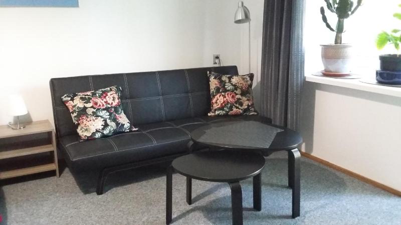 Twin Room with Balcony image 3