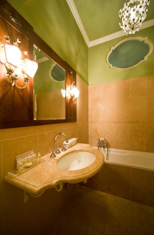 Family Suite image 2