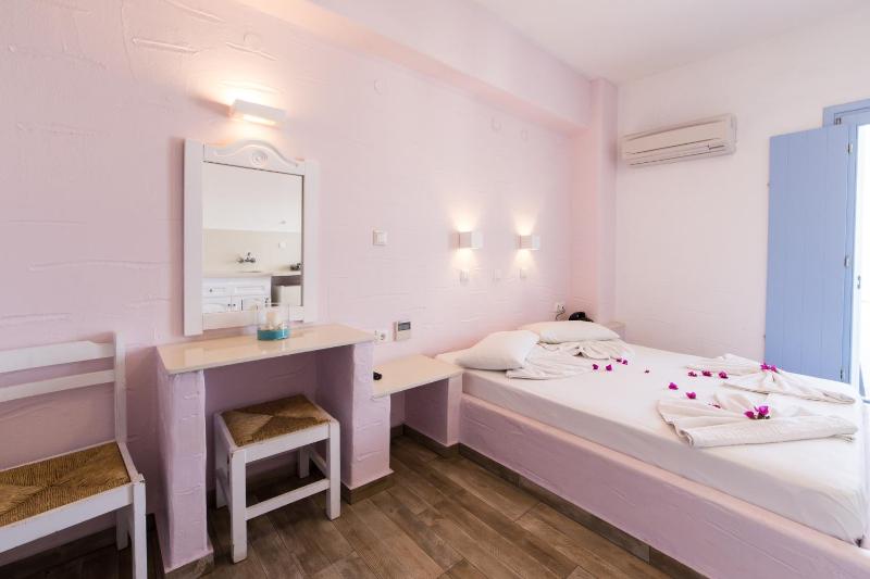 Stratos Apartments & Studios - image 12