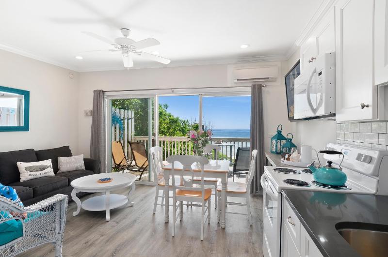 Suite with Ocean View image 4