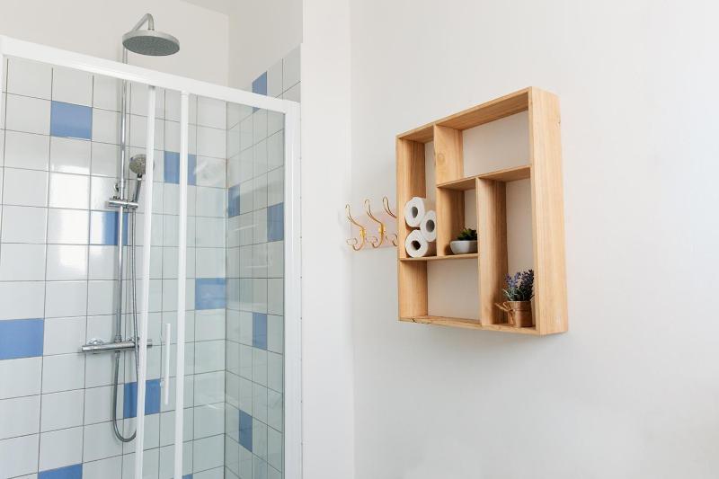 Double Room with Garden View image 4