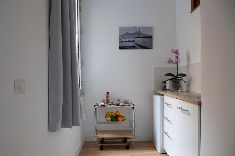 Studio Apartment image 2