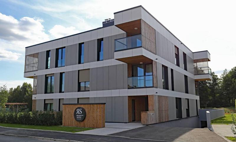 Studio with Balcony image 1