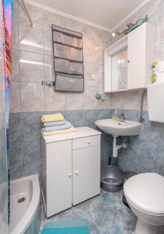 Two-Bedroom Apartment with Terrace and Sea View image 2