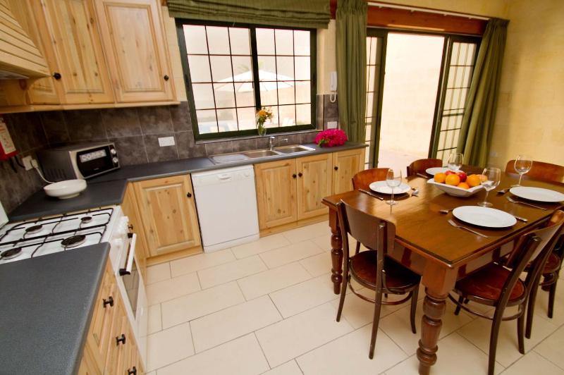 Four-Bedroom Villa image 2