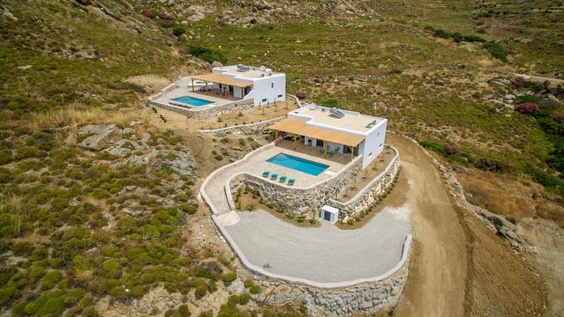 Villa with Sea View image 4