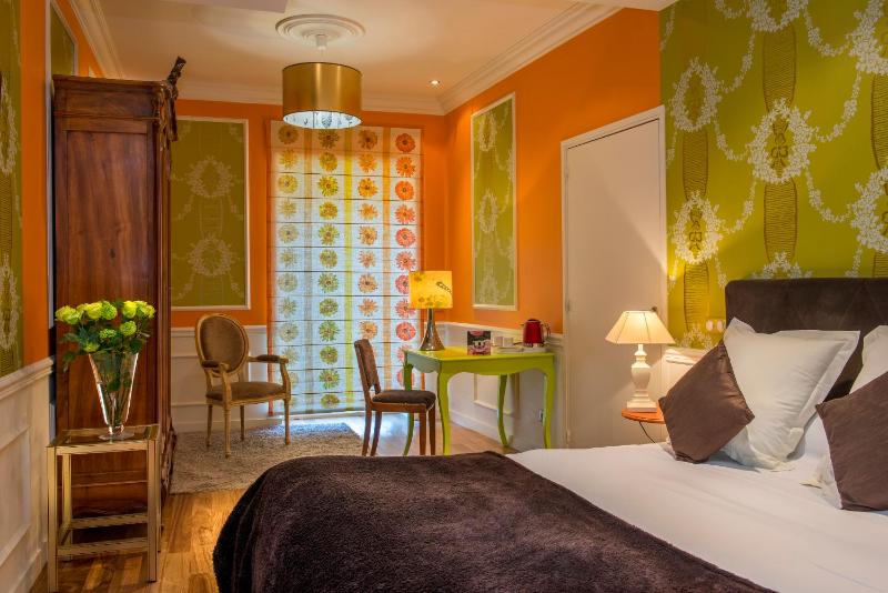 Superior Double or Twin Room image 3