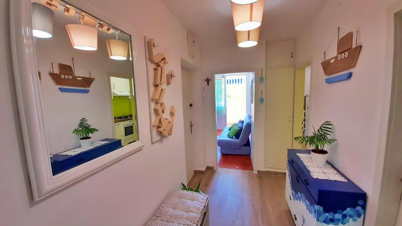 Town Center Apartment with Balcony - image 8