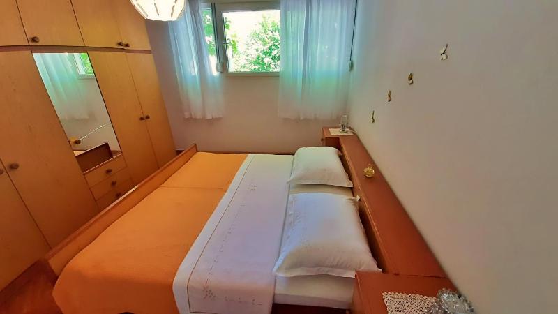 Town Center Apartment with Balcony - image 25