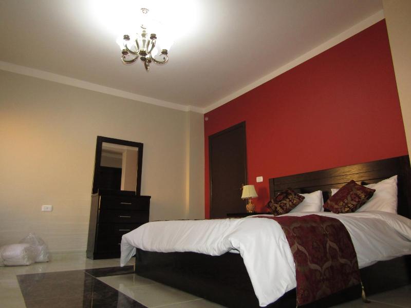 Petra Monastery Tourist Hotel - image 10