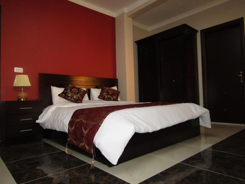 Petra Monastery Tourist Hotel - image 7