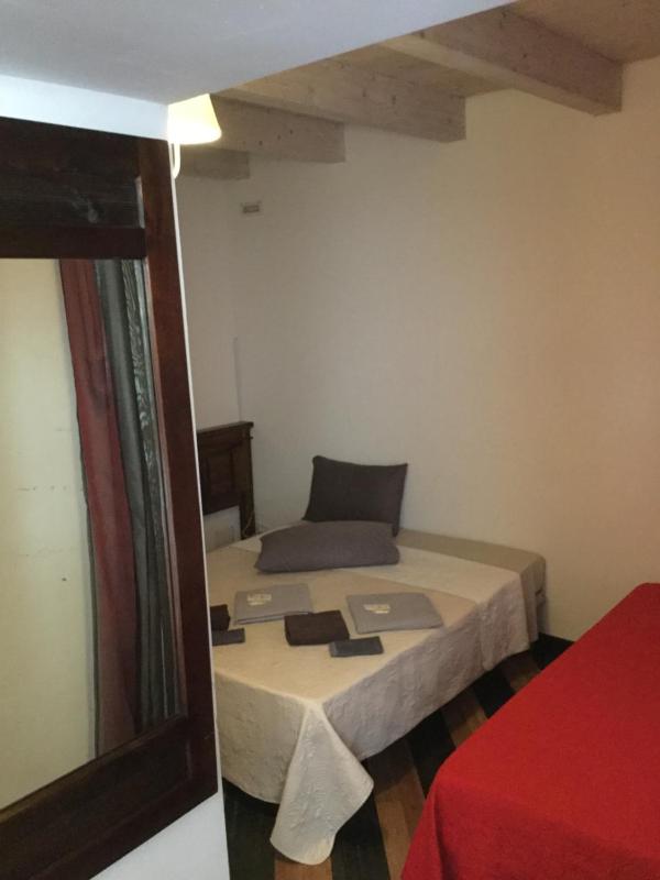 Budget Triple Room image 1