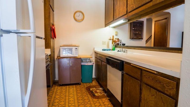 Two-Bedroom Apartment image 2