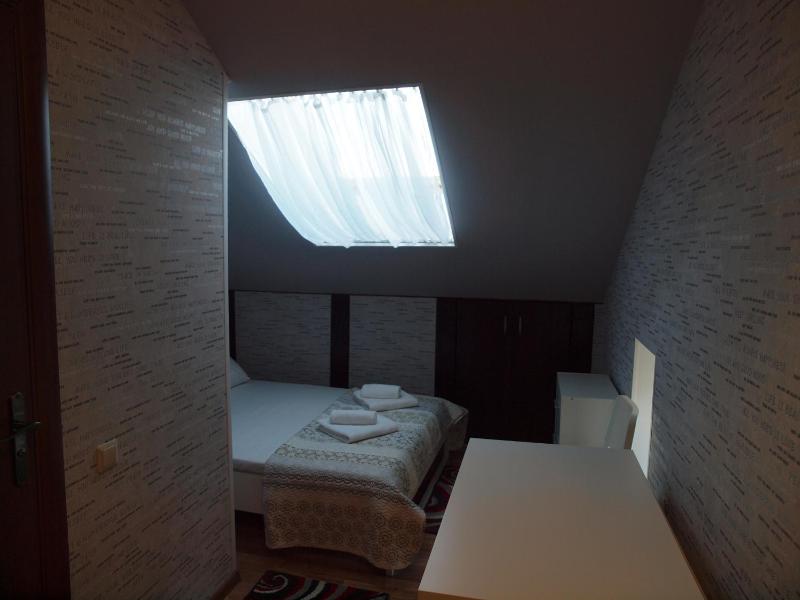 Budget Double Room image 2