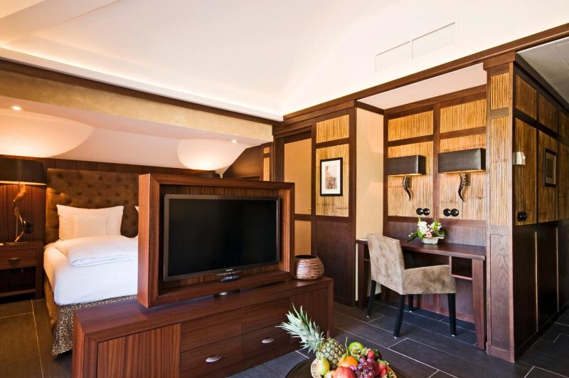 African Junior Suite image 3