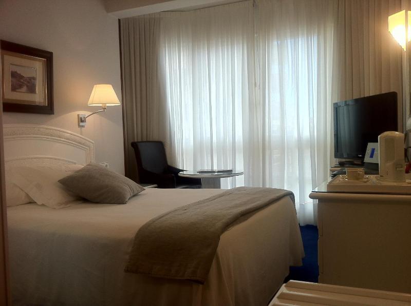 Single Room image 4