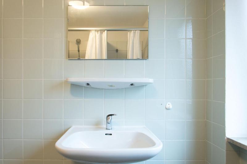 1 2 sleep Hostel Nürnberg Messe - image 19