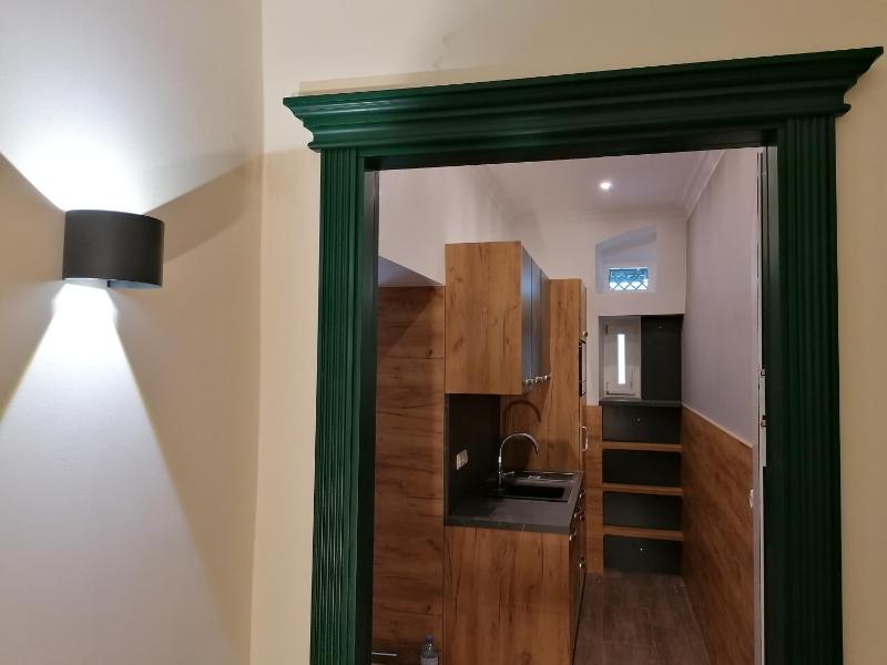 Studio Apartment with Courtyard View image 3