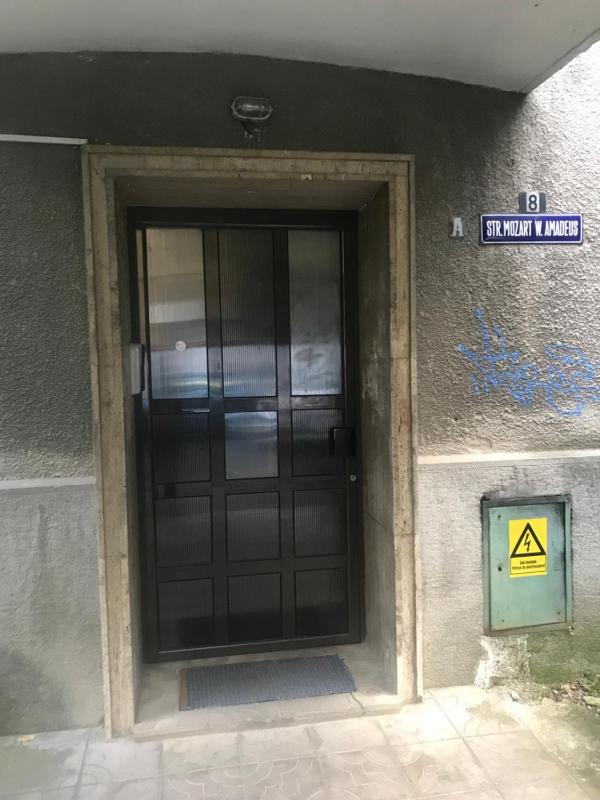 Apartment with Balcony image 4