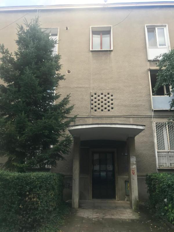 Apartment with Balcony image 2