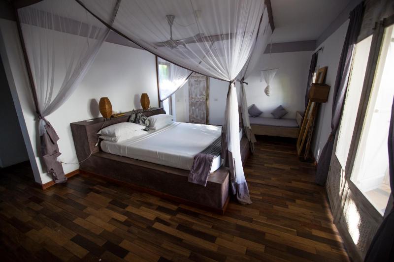 Uzuri Boutique Hotel - image 13