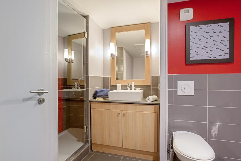 One-Bedroom Duplex Apartment (4 People) image 4